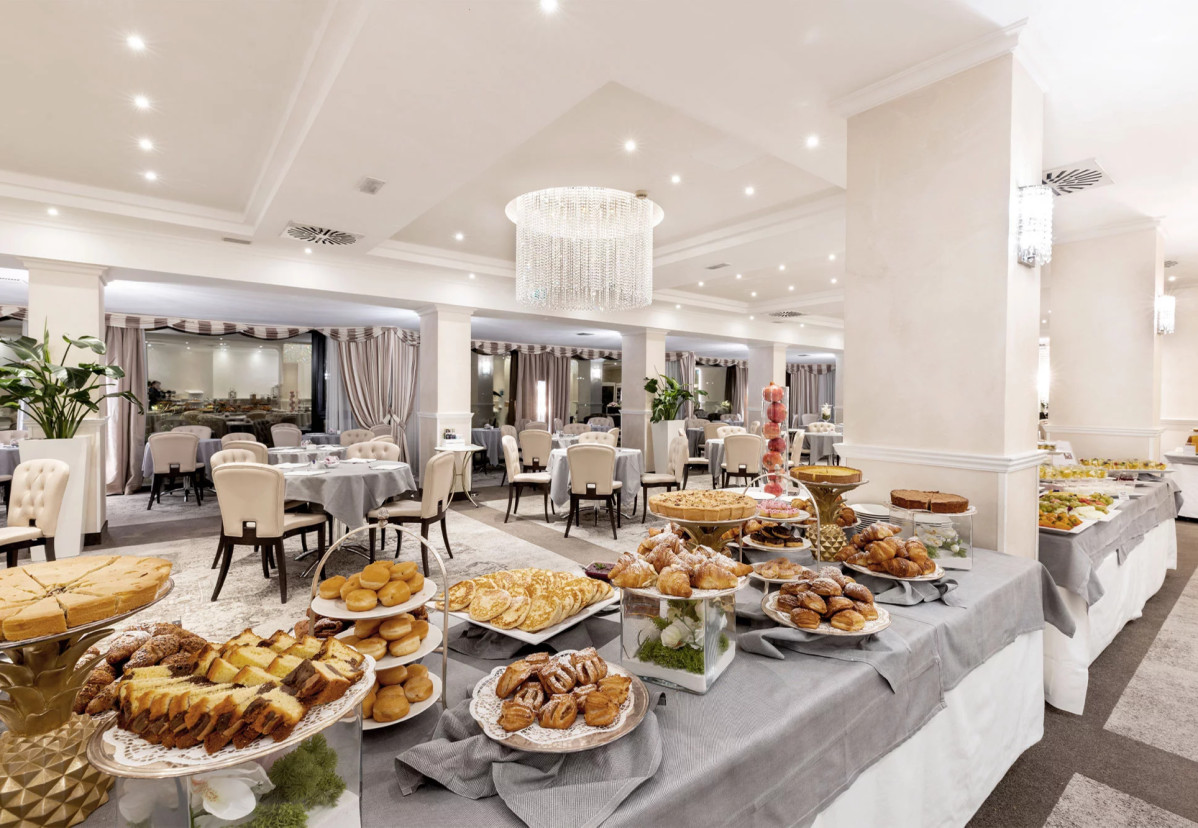 media.Slide_Colazione_8Hotel_Sporting_Rimini